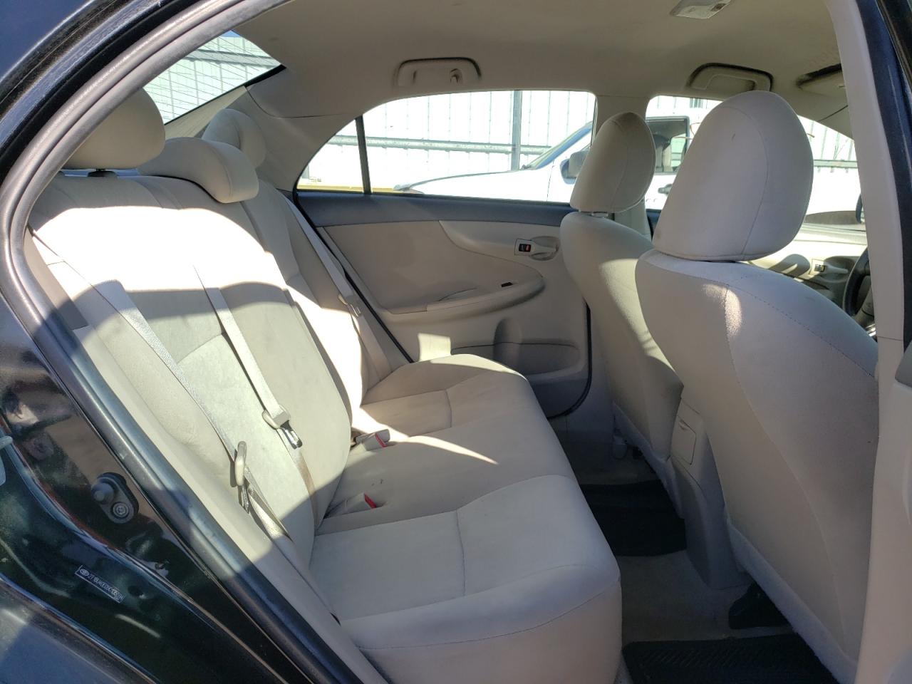 Photo 6 from auction – 2009 TOYOTA COROLLA LE with VIN 2T1BU40E09C135594