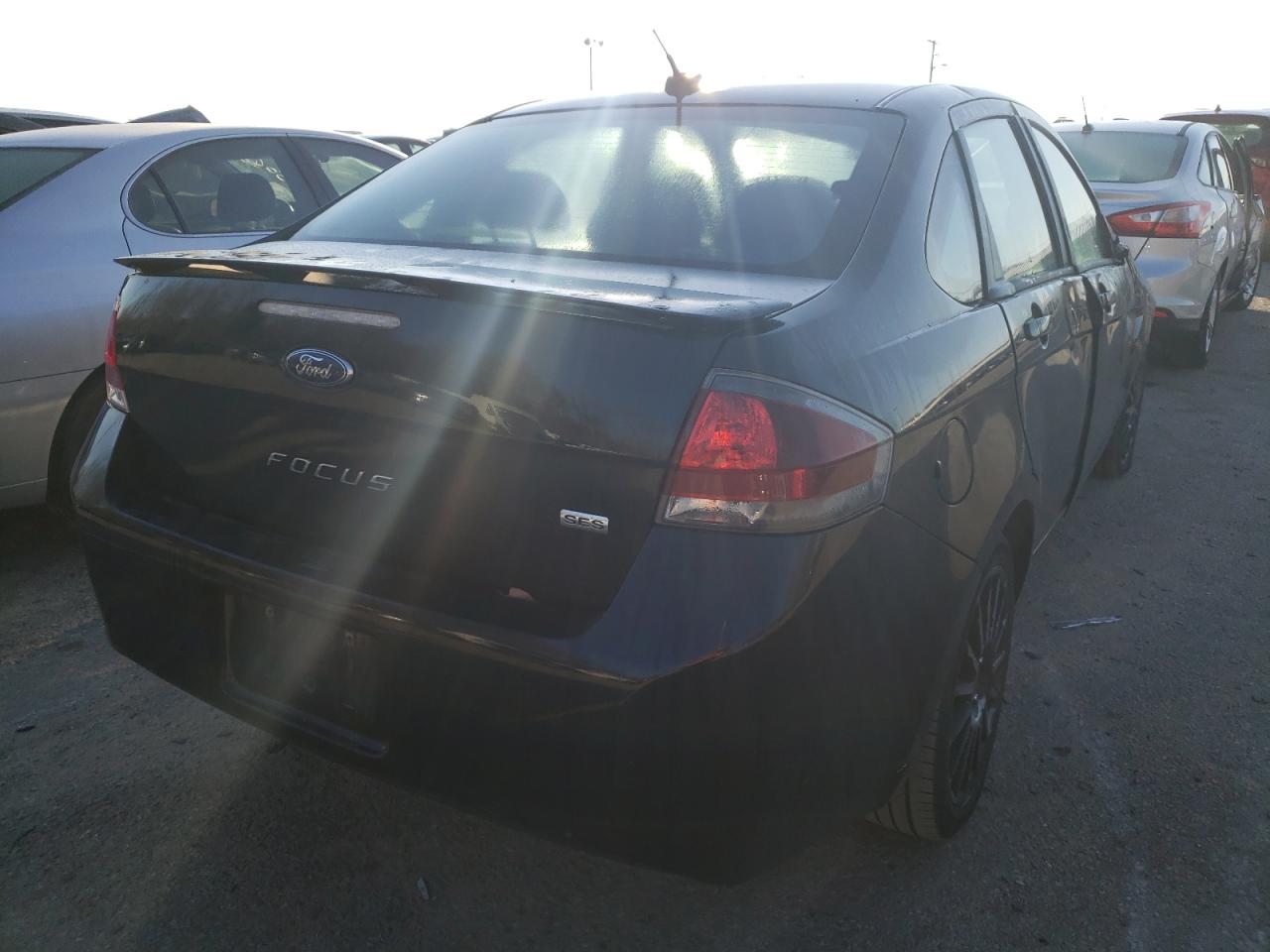 Фото 4 с аукциона – 2011 FORD FOCUS SES с VIN 1FAHP3GN2BW145998