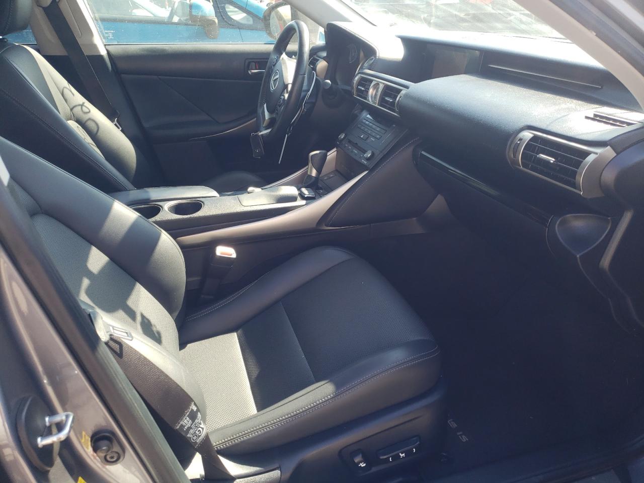 Photo 5 from auction – 2015 LEXUS IS 250 with VIN JTHBF1D25F5053313