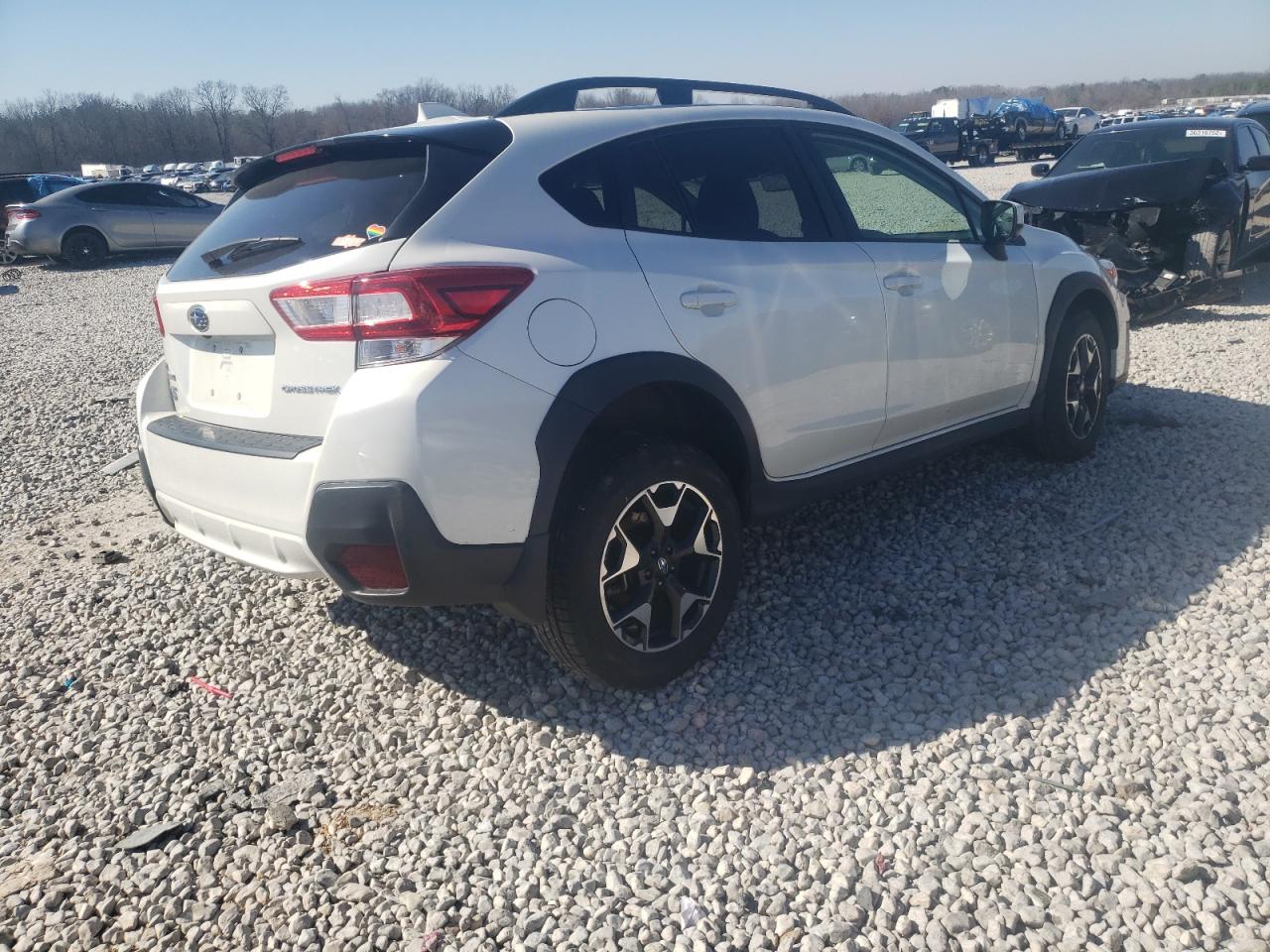 Photo 4 from auction – 2019 SUBARU CROSSTREK with VIN JF2GTAEC8KH386915