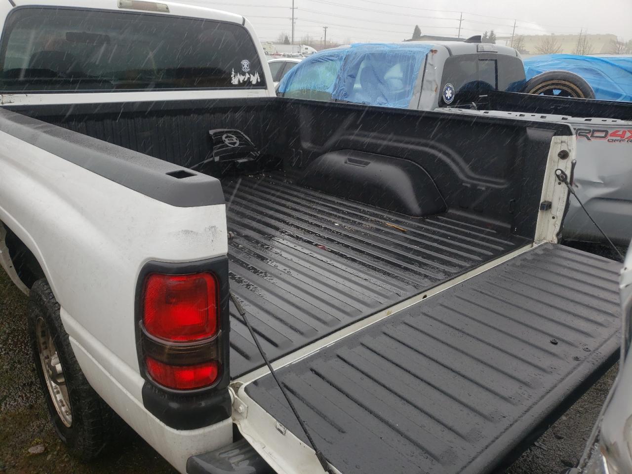 Photo 6 from auction – 1999 DODGE RAM 1500 with VIN 1B7HC16Z5XS227950