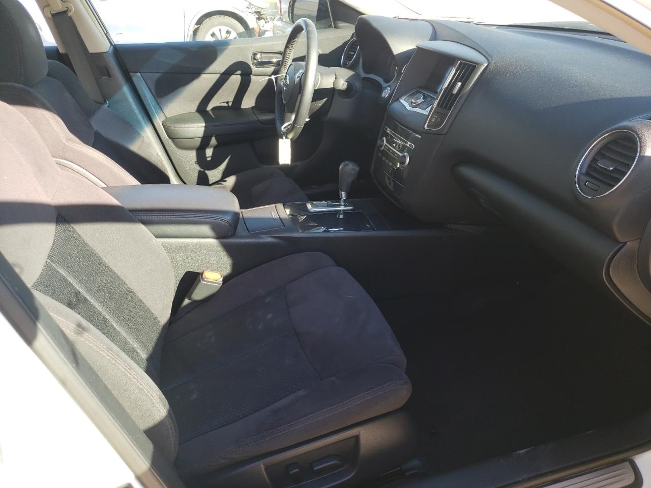 Photo 5 from auction – 2014 NISSAN MAXIMA S with VIN 1N4AA5AP1EC434403