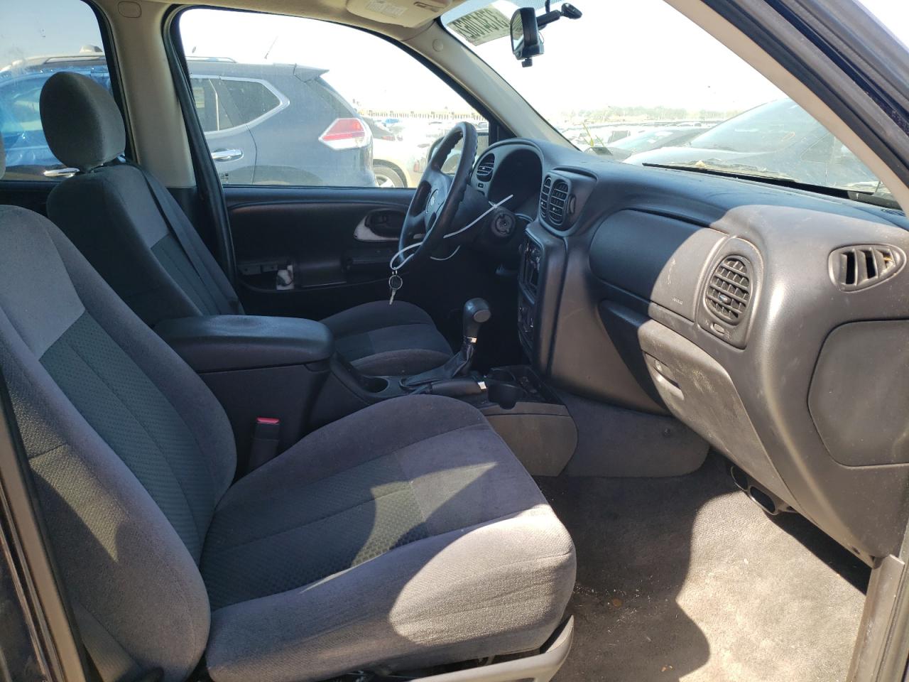Photo 5 from auction – 2008 CHEVROLET TRAILBLAZE with VIN 1GNDT13S782164591