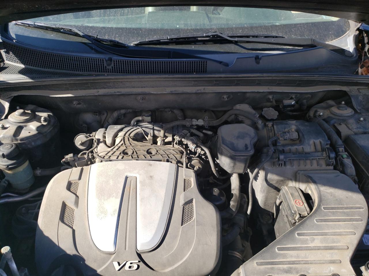 Photo 7 from auction – 2012 KIA SORENTO EX with VIN 5XYKU4A2XCG191266