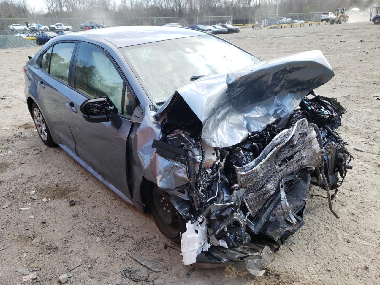 TOYOTA COROLLA LE 2021 with VIN JTDEPMAE1MJ154784 - Photo from auction