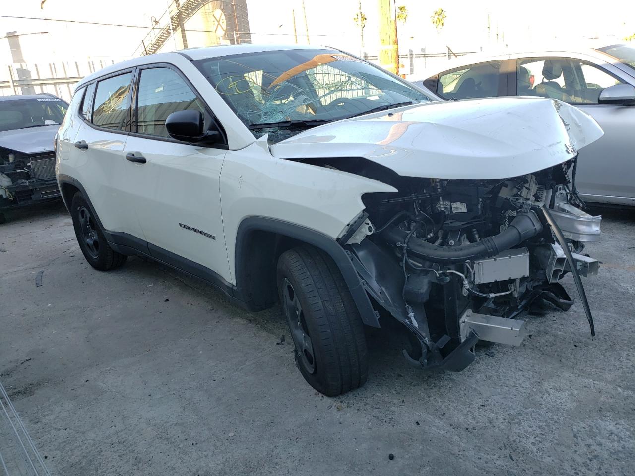 JEEP COMPASS SP 2021 with VIN 3C4NJCAB9MT555915 - Photo from auction