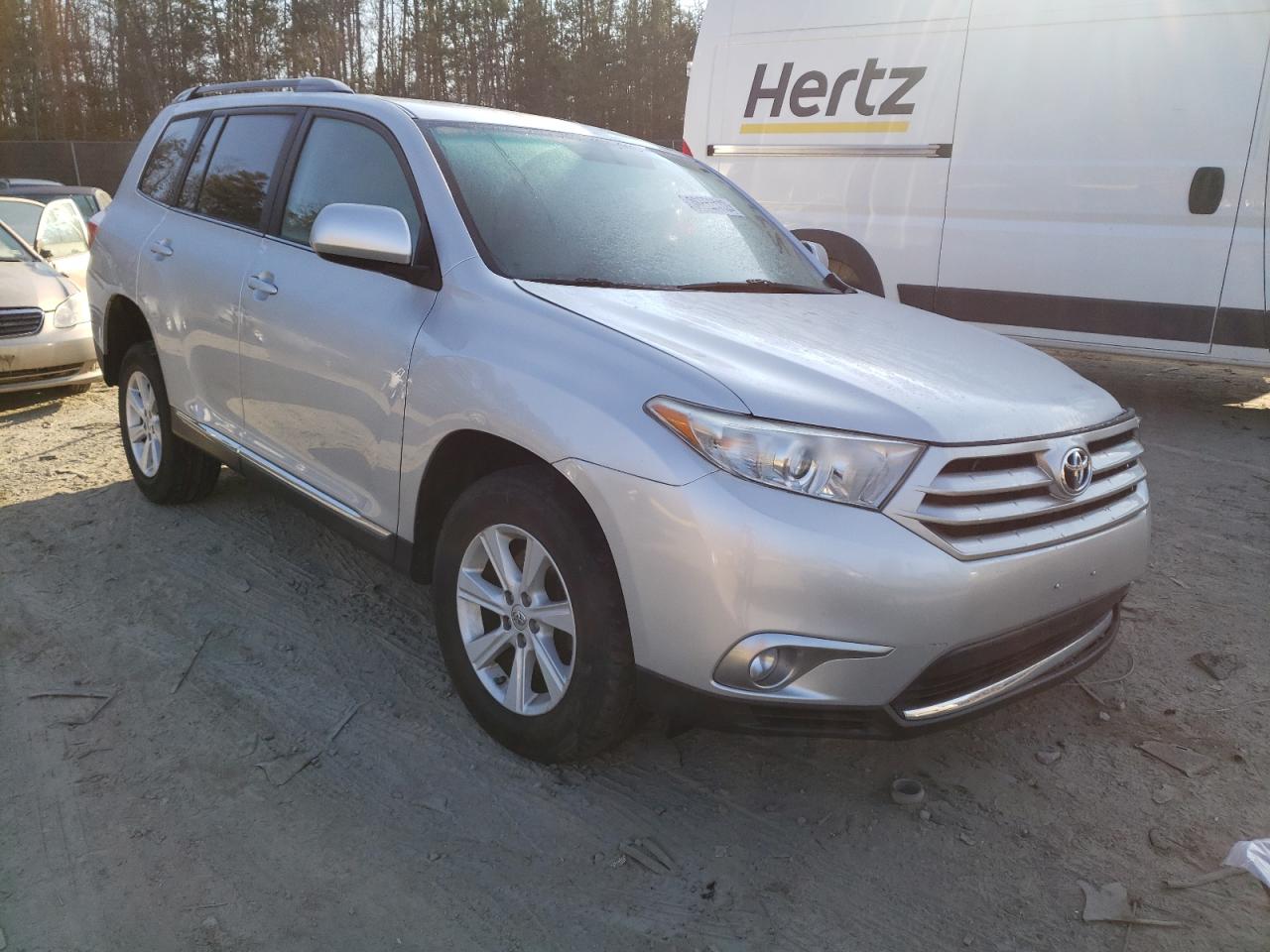 TOYOTA HIGHLANDER 2012 with VIN 5TDBK3EH2CS096041 - Photo from auction