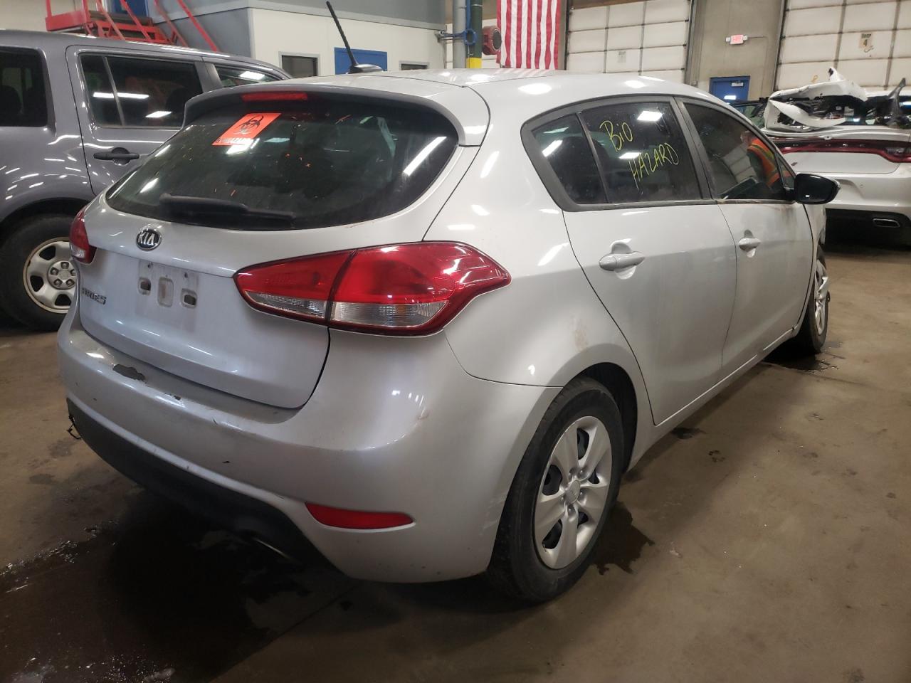 Photo 4 from auction – 2017 KIA FORTE LX with VIN KNAFK5A86H5730528