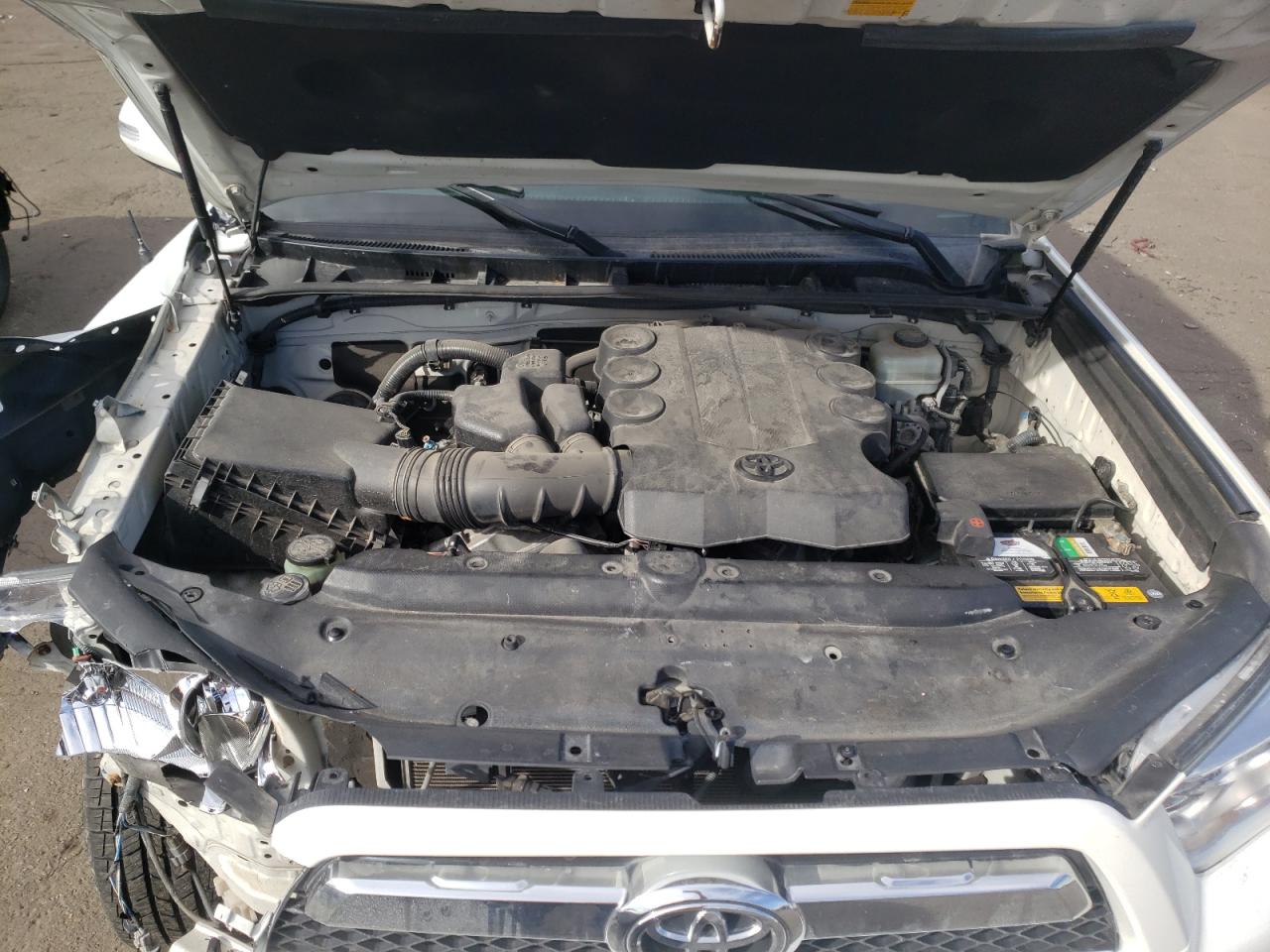 Photo 7 from auction – 2010 TOYOTA 4RUNNER SR with VIN JTEBU5JRXA5010204