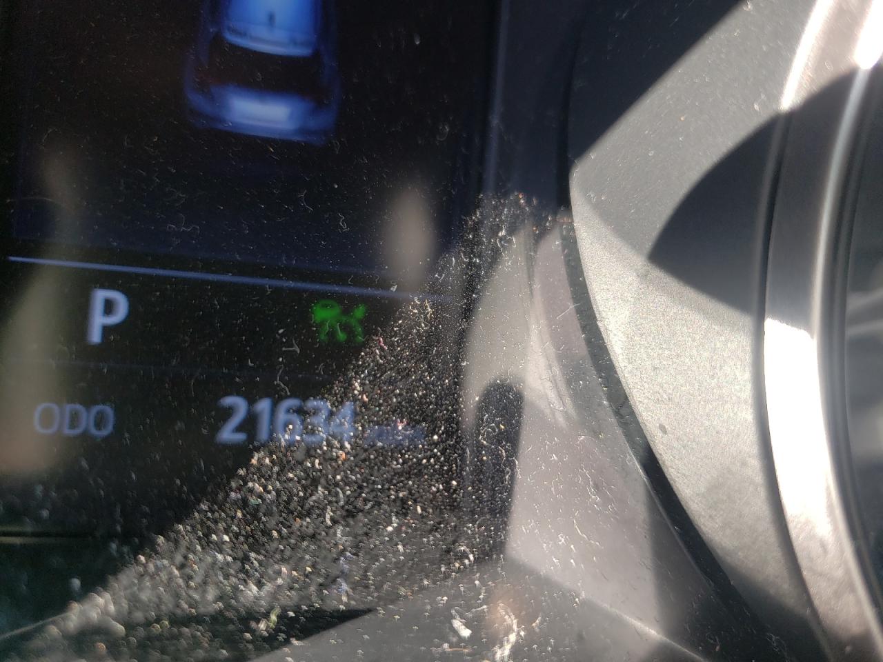 Photo 8 from auction – 2019 TOYOTA C-HR XLE with VIN NMTKHMBXXKR098374