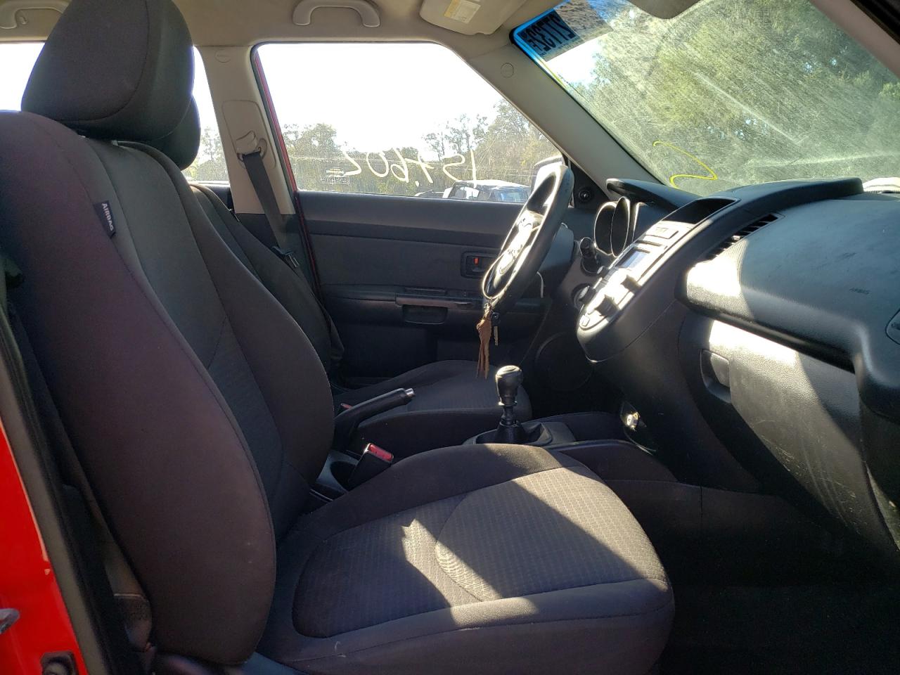Photo 5 from auction – 2013 KIA SOUL with VIN KNDJT2A55D7493723
