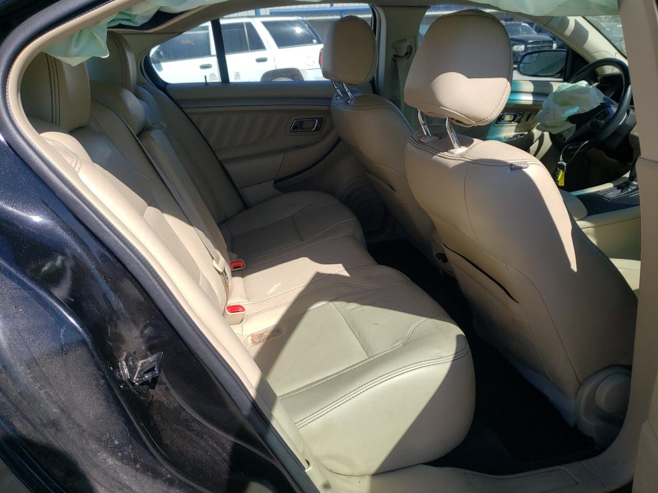 Photo 6 from auction – 2015 FORD TAURUS SEL with VIN 1FAHP2E82FG175414