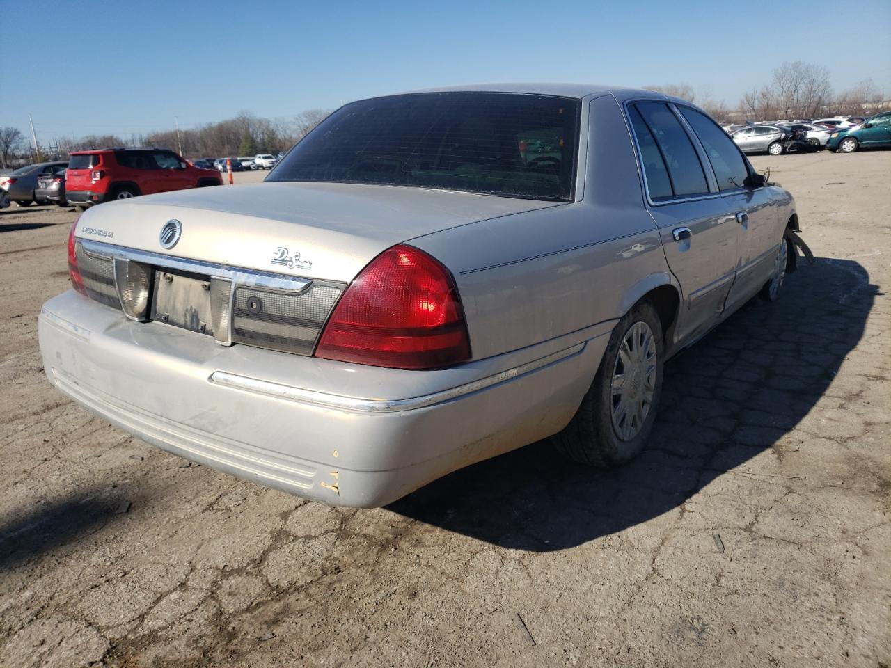 Photo 4 from auction – 2006 MERCURY GRAND MARQ with VIN 2MEFM74V56X613771