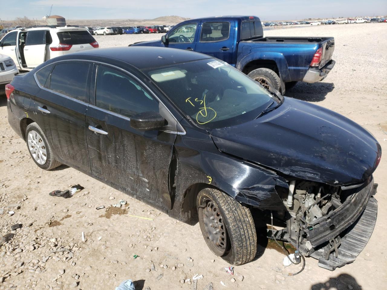 NISSAN SENTRA S 2016 with VIN 3N1AB7AP1GY247601 - Photo from auction