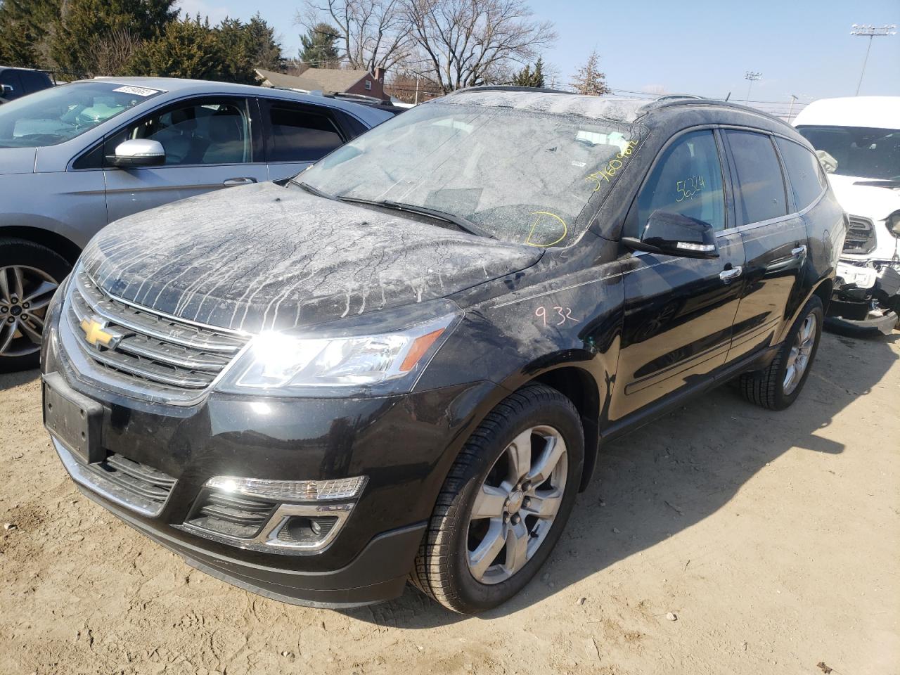 Photo 2 from auction – 2017 CHEVROLET TRAVERSE L with VIN 1GNKRGKD4HJ152514
