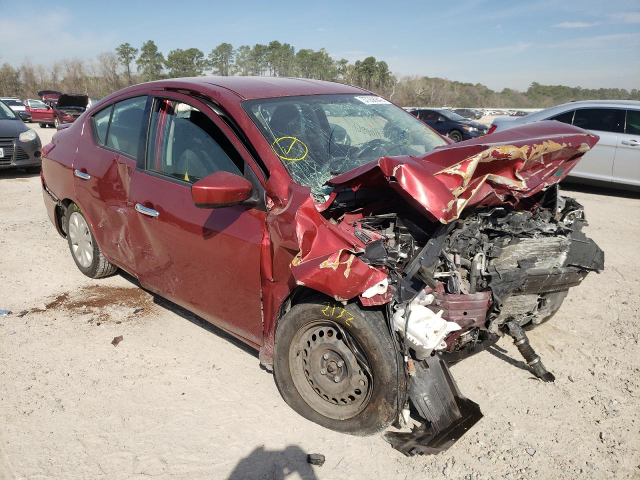 NISSAN VERSA S 2018 with VIN 3N1CN7APXJK403581 - Photo from auction