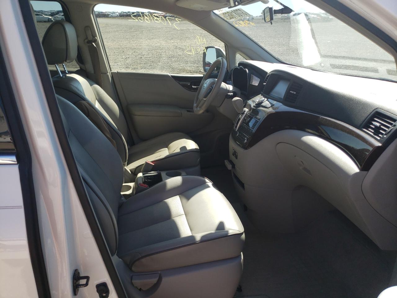 Photo 5 from auction – 2014 NISSAN QUEST S with VIN JN8AE2KP4E9107264