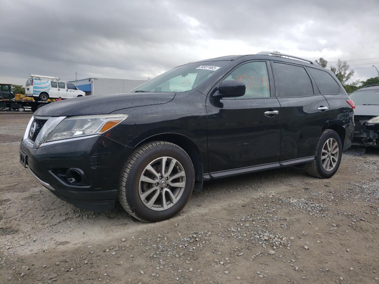 Photo 2 from auction – 2014 NISSAN PATHFINDER with VIN 5N1AR2MM4EC701385
