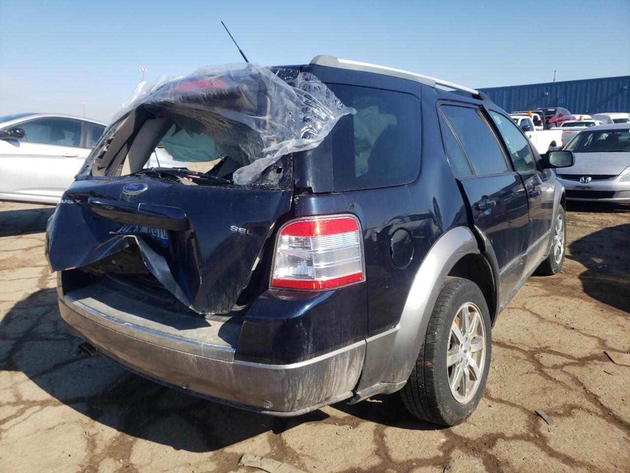 Photo 4 from auction – 2008 FORD TAURUS X S with VIN 1FMDK02W28GA15790