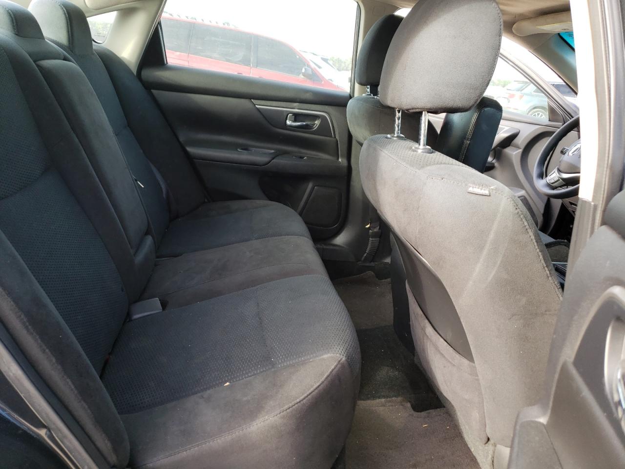 Photo 6 from auction – 2015 NISSAN ALTIMA 2.5 with VIN 1N4AL3AP6FC258450