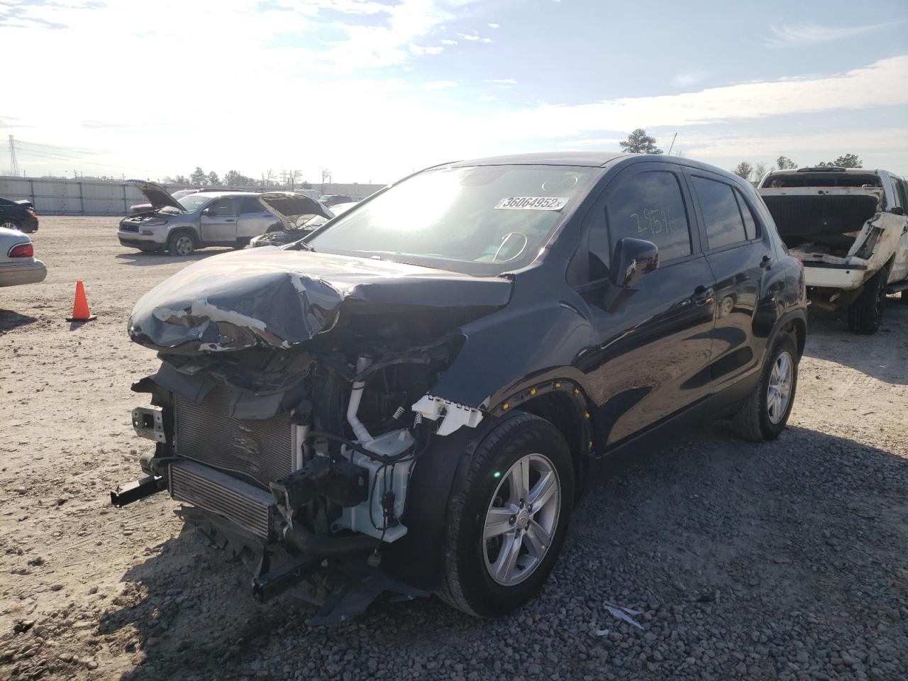 Photo 2 from auction – 2021 CHEVROLET TRAX LS with VIN KL7CJKSB7MB313543