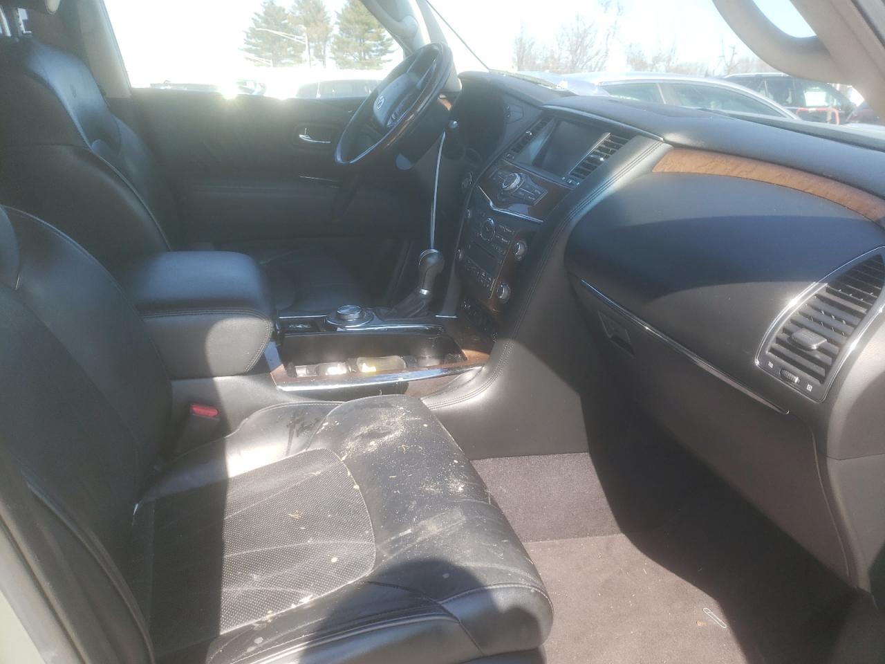 Photo 5 from auction – 2011 INFINITI QX56 with VIN JN8AZ2NE0B9000092