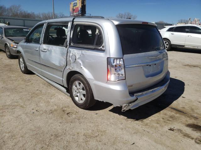 Photo 3 from auction – 2012 CHRYSLER TOWN & COU with VIN 2C4RC1BG4CR423530