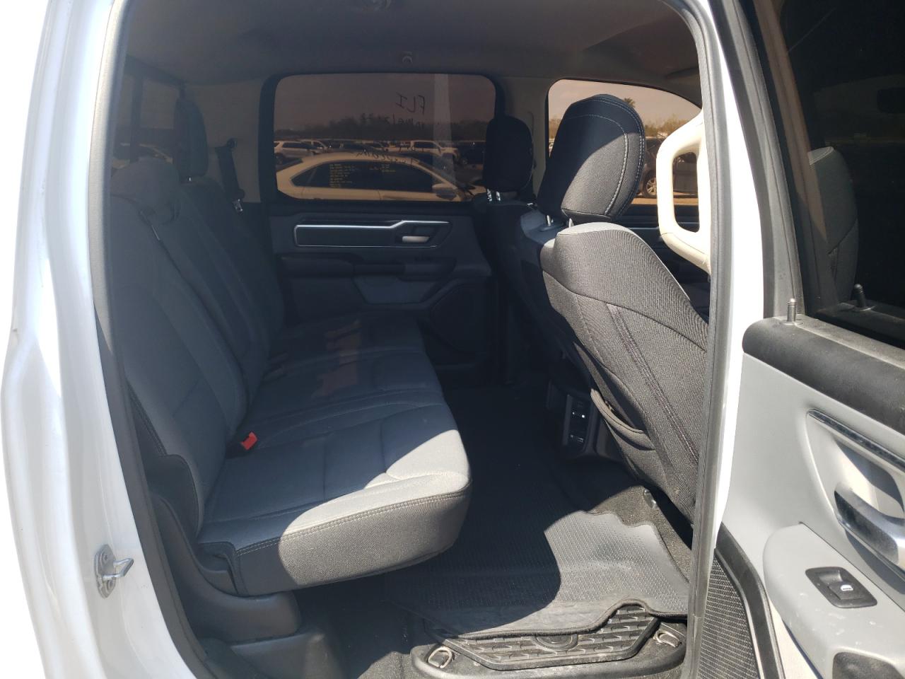 Photo 6 from auction – 2019 RAM 1500 BIG H with VIN 1C6RREFT8KN798286