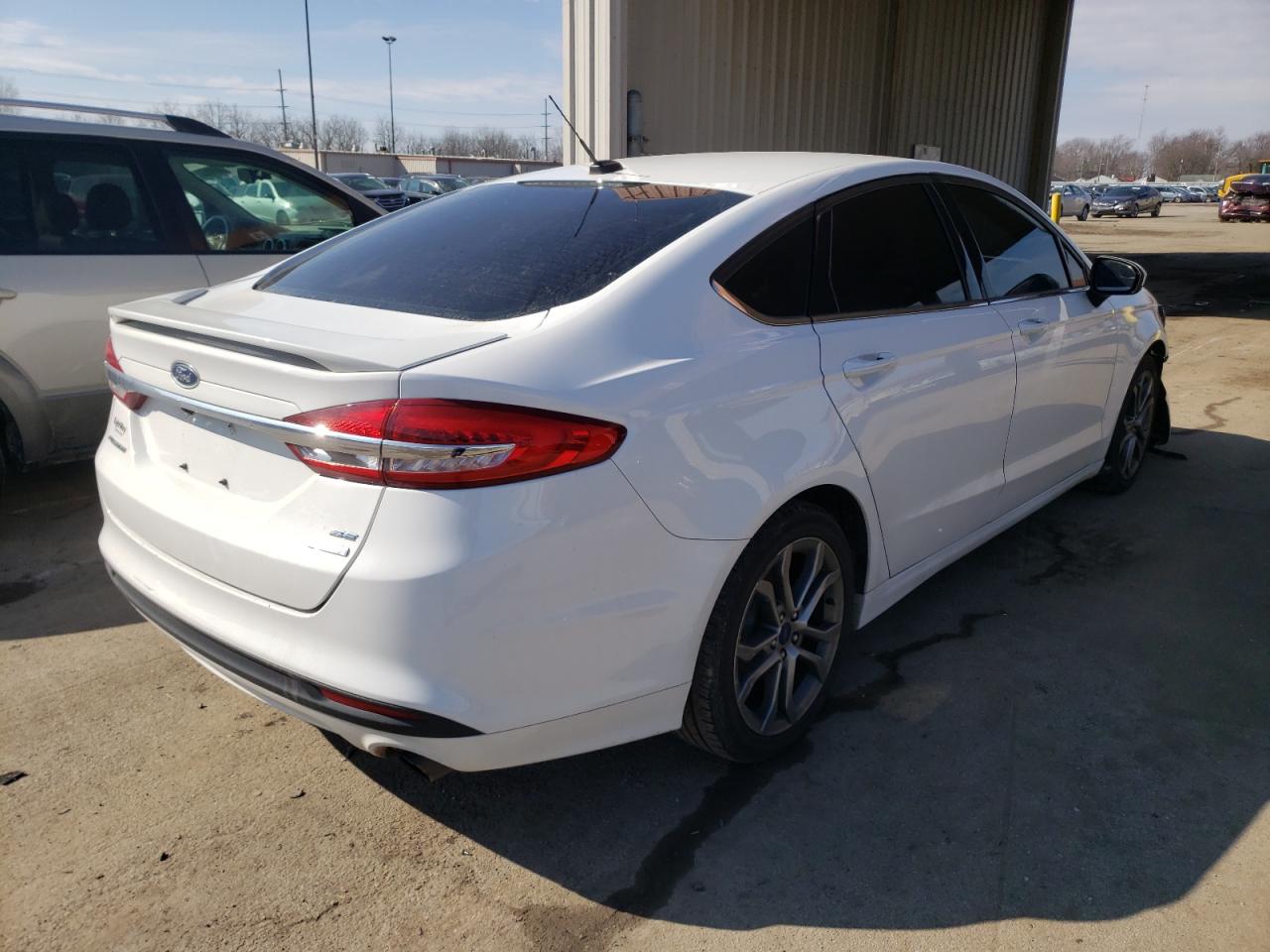 Photo 4 from auction – 2017 FORD FUSION SE with VIN 3FA6P0HD4HR301420