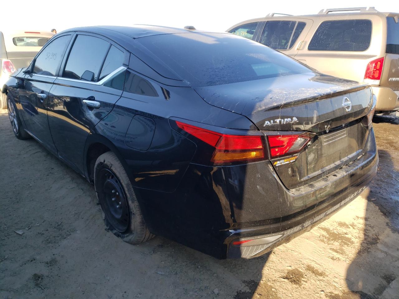 Photo 3 from auction – 2020 NISSAN ALTIMA S with VIN 1N4BL4BV8LC219457