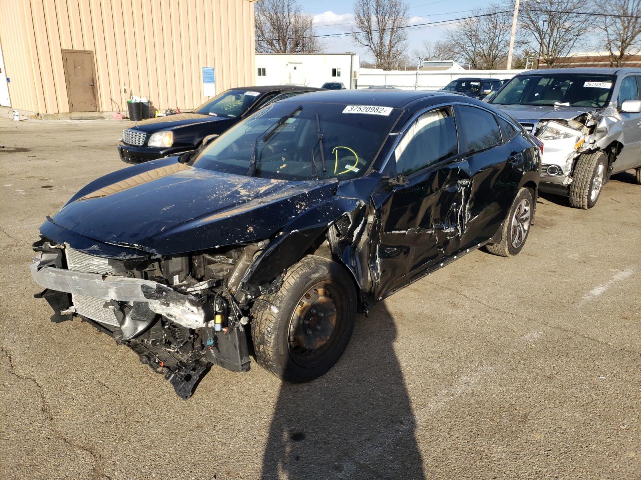 Photo 9 from auction – 2019 HONDA CIVIC LX with VIN 19XFC2F62KE011083