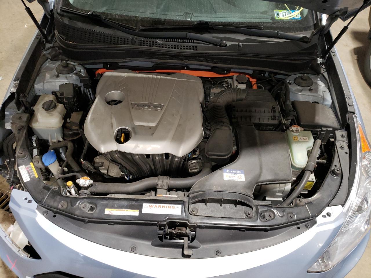 Photo 7 from auction – 2012 HYUNDAI SONATA HYB with VIN KMHEC4A48CA063170