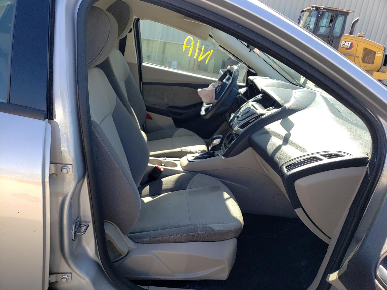 Photo 5 from auction – 2013 FORD FOCUS SE with VIN 1FADP3K25DL224663