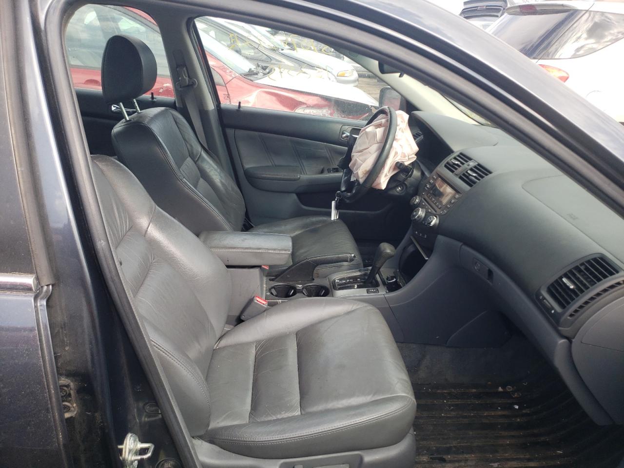 Photo 5 from auction – 2004 HONDA ACCORD with VIN 1HGCM66594A009031