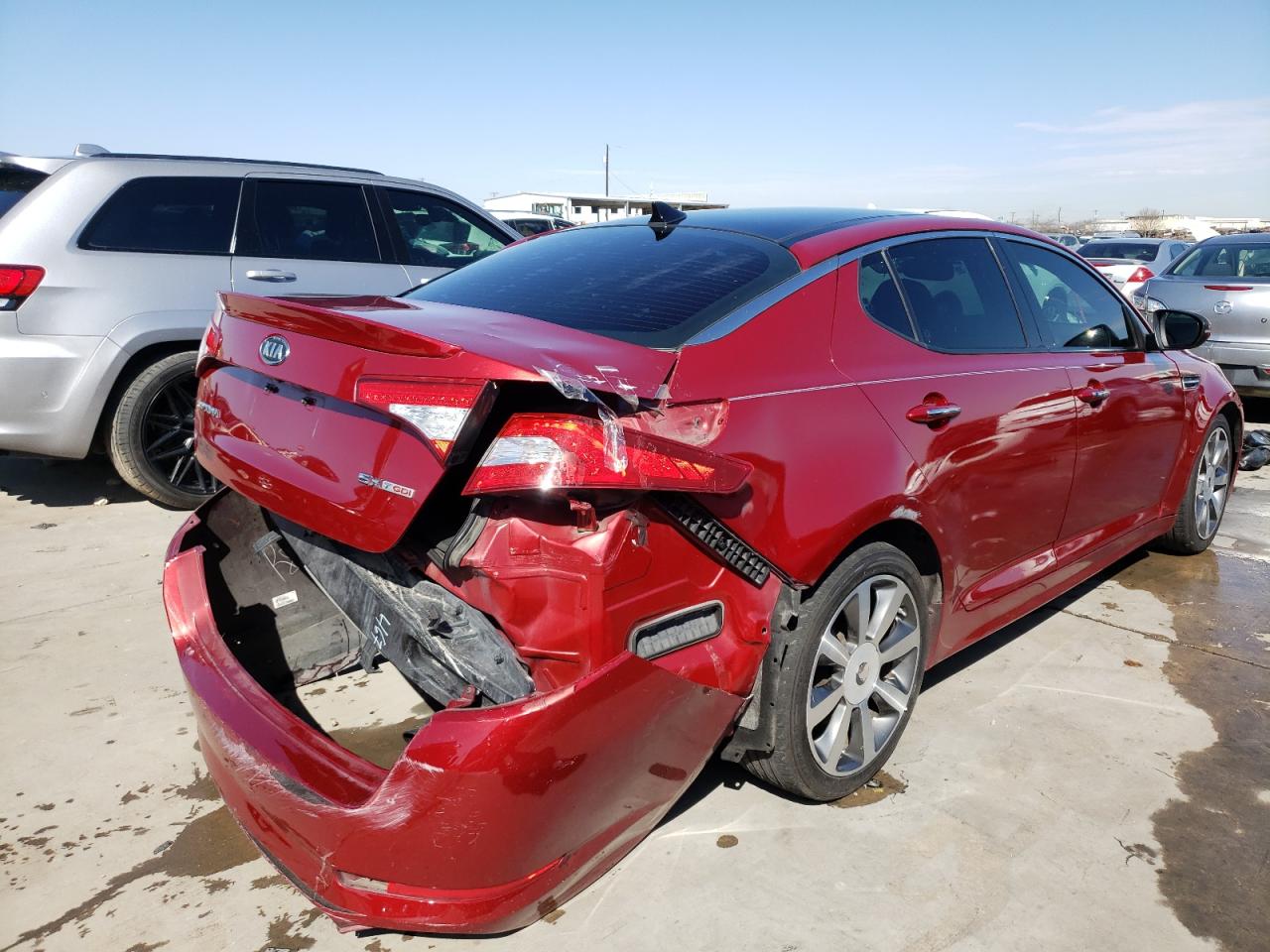 Photo 4 from auction – 2012 KIA OPTIMA SX with VIN 5XXGR4A65CG045291