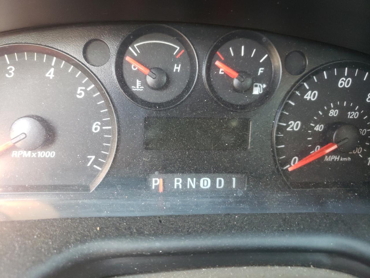 صورة رقم 8 من المزاد - 2006 FORD TAURUS SE مع VIN 1FAFP53U06A256794
