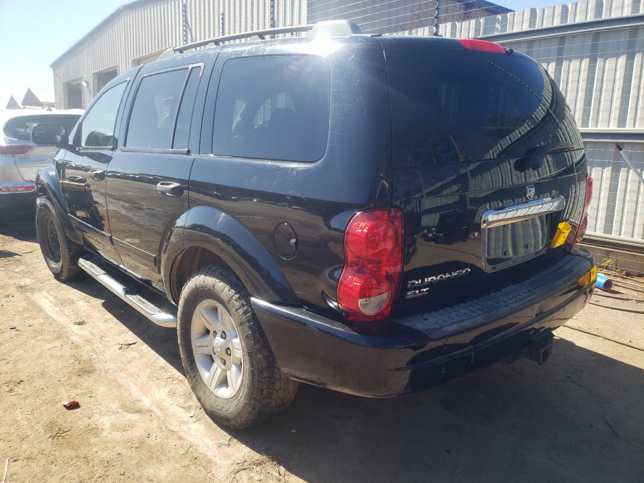 Photo 3 from auction – 2004 DODGE DURANGO SL with VIN 1D4HB48N34F103715