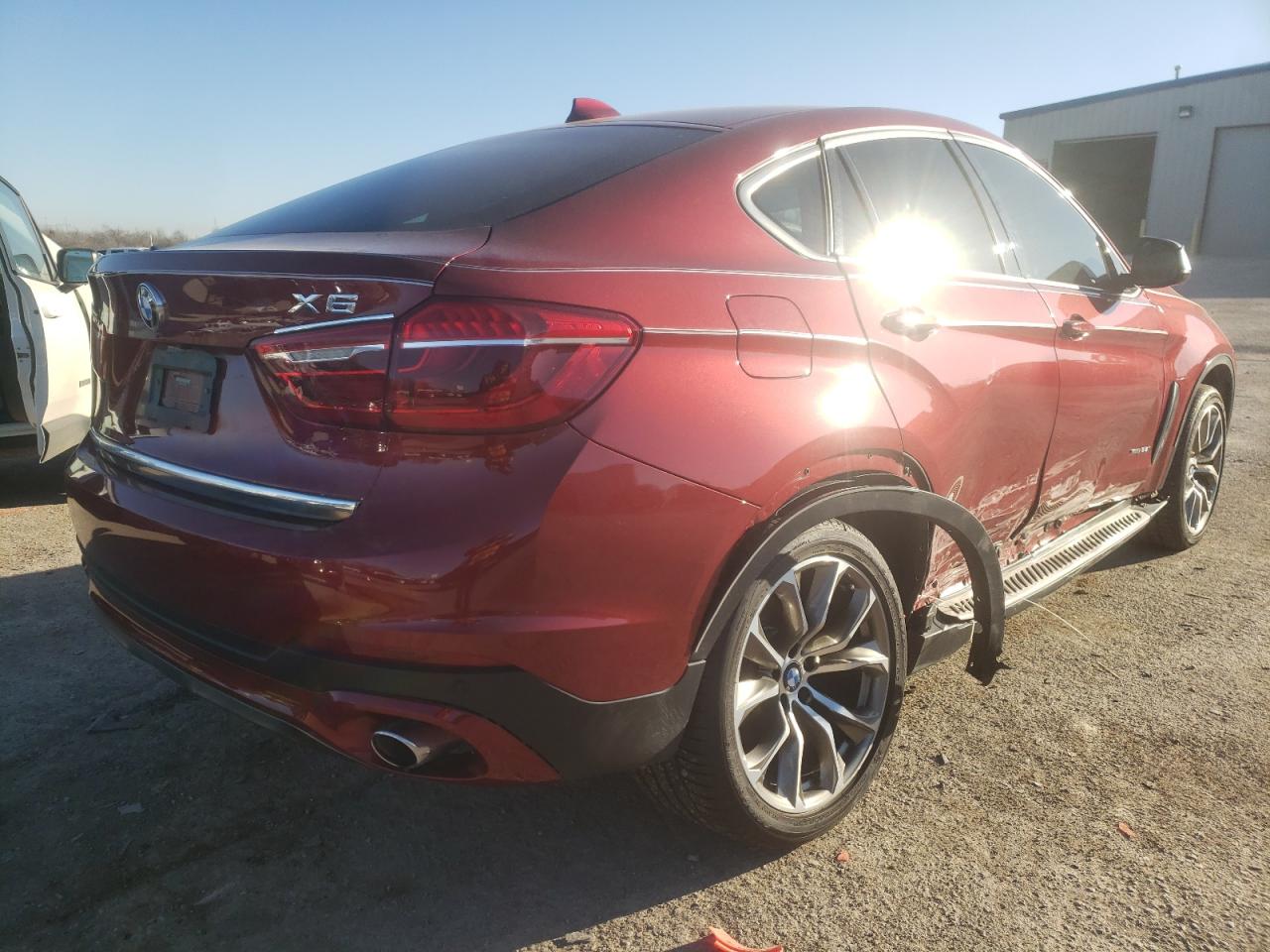 Photo 4 from auction – 2016 BMW X6 XDRIVE3 with VIN 5UXKU2C59G0N84228