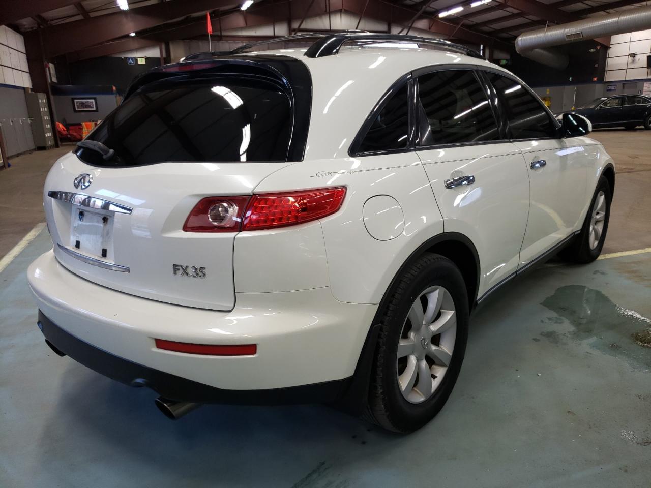 Photo 4 from auction – 2004 INFINITI FX35 with VIN JNRAS08W34X216073