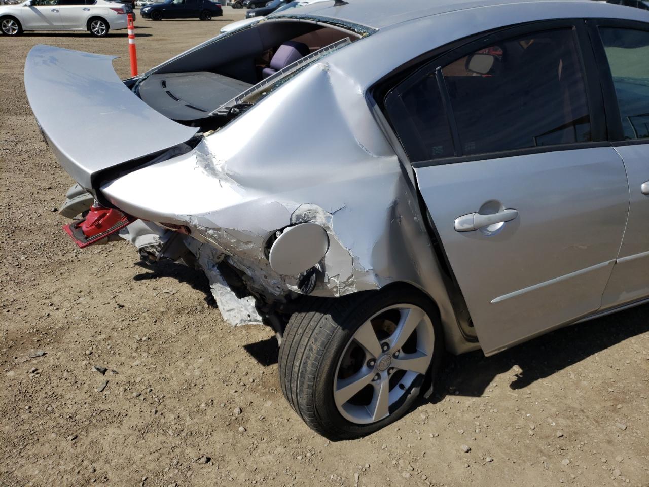 Photo 9 from auction – 2005 MAZDA 3 I with VIN JM1BK12F451261126