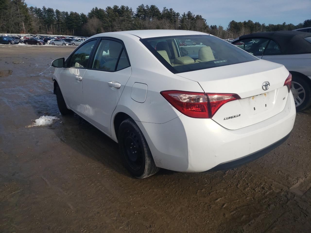 Photo 3 from auction – 2018 TOYOTA COROLLA L with VIN 2T1BURHE0JC022878