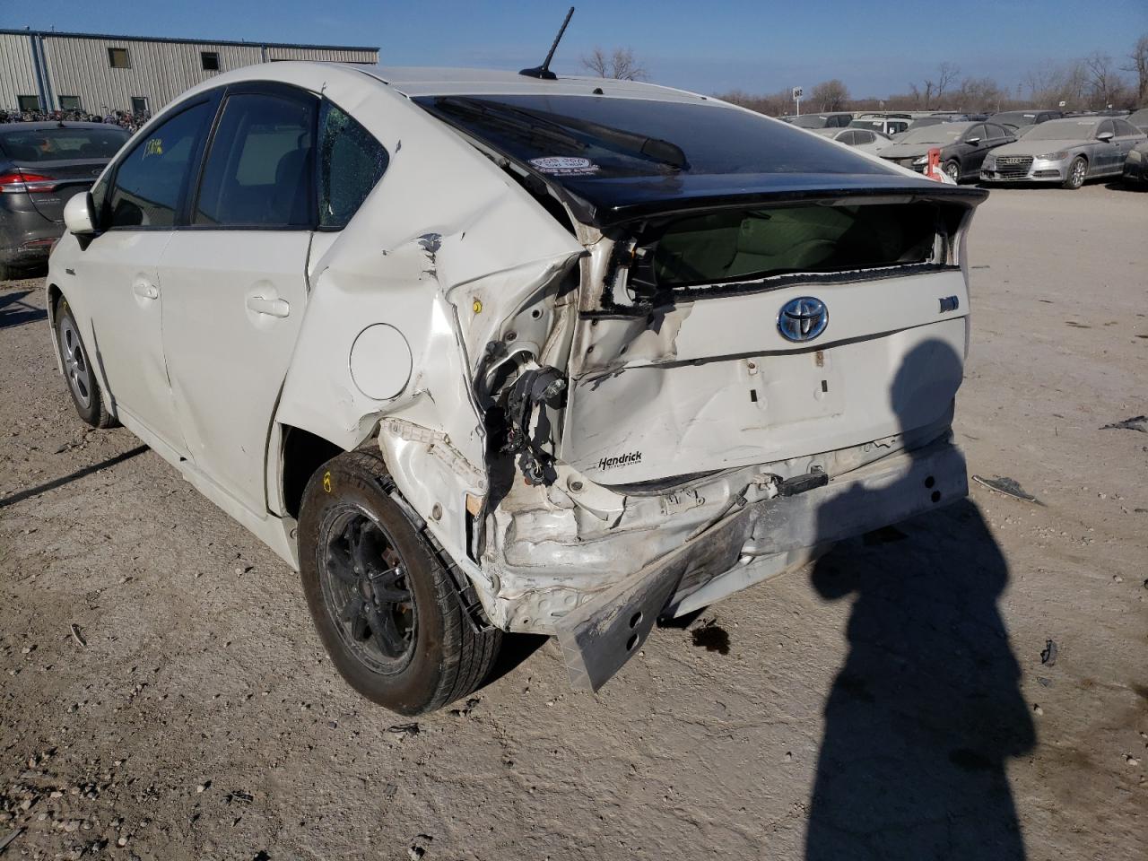 Photo 3 from auction – 2015 TOYOTA PRIUS with VIN JTDKN3DU8F0398544