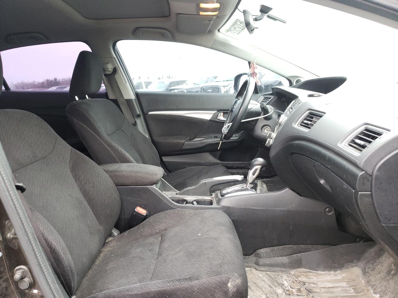 Photo 5 from auction – 2013 HONDA CIVIC LX with VIN 2HGFB2F52DH010955