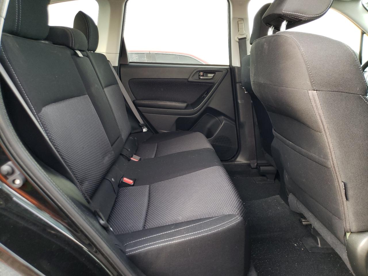 Photo 6 from auction – 2018 SUBARU FORESTER 2 with VIN JF2SJAEC0JH550110