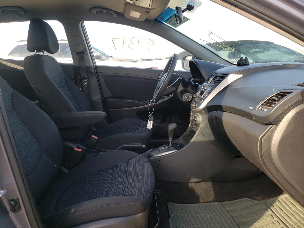 Photo 5 from auction – 2016 HYUNDAI ACCENT SE with VIN KMHCT5AE7GU261121