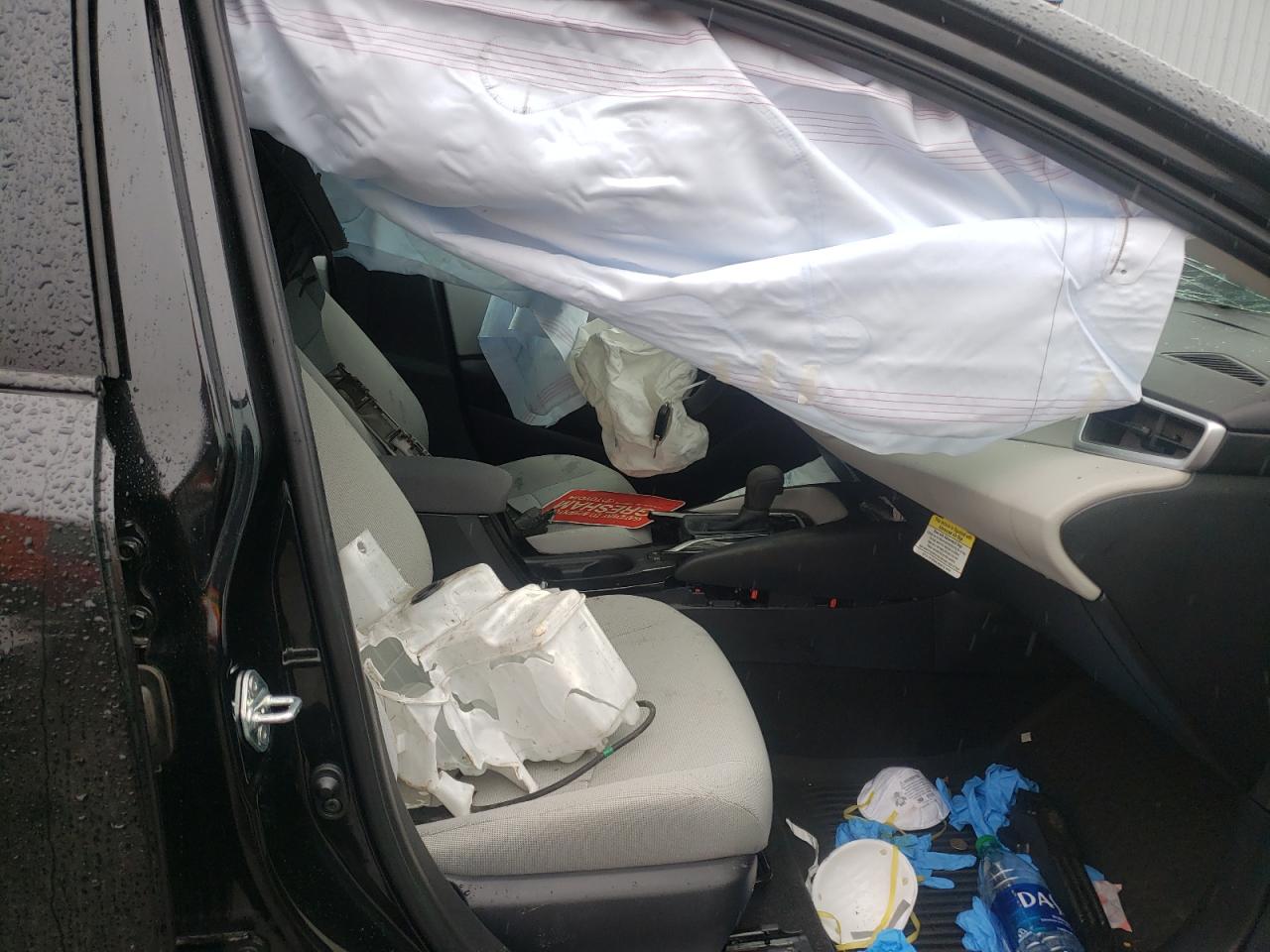 Photo 5 from auction – 2020 TOYOTA COROLLA LE with VIN 5YFEPRAEXLP141586