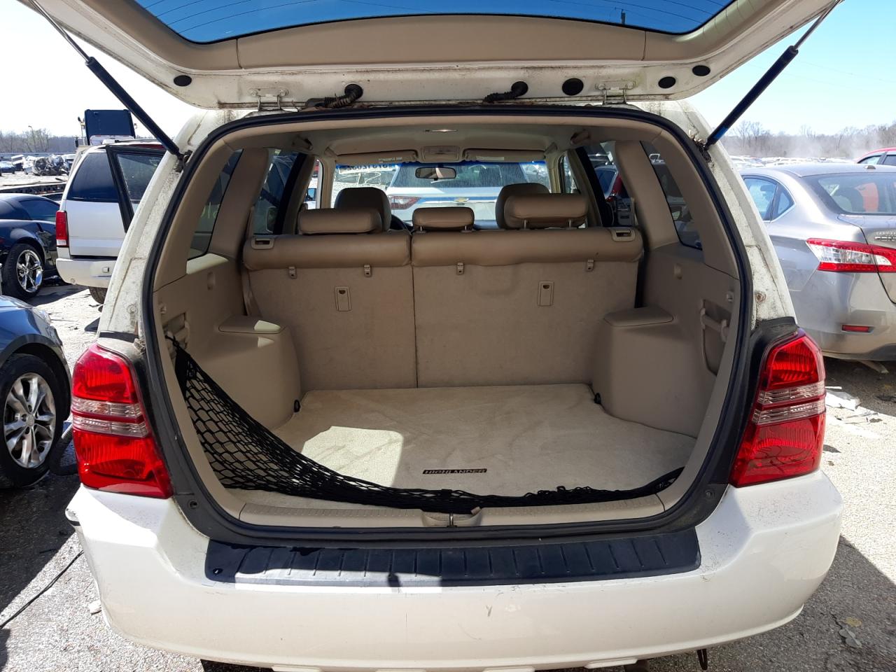 Photo 9 from auction – 2001 TOYOTA HIGHLANDER with VIN JTEGD21AX10005175