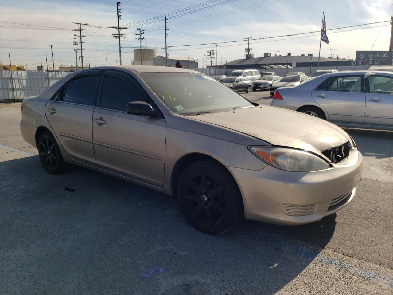 Photo 1 from auction – 2004 TOYOTA CAMRY LE with VIN JTDBE32K640289093