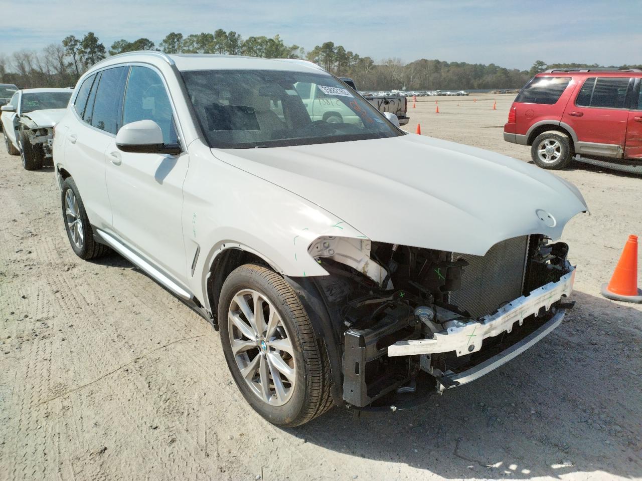BMW X3 SDRIVE3 2019 with VIN 5UXTR7C59KLE93747 - Photo from auction