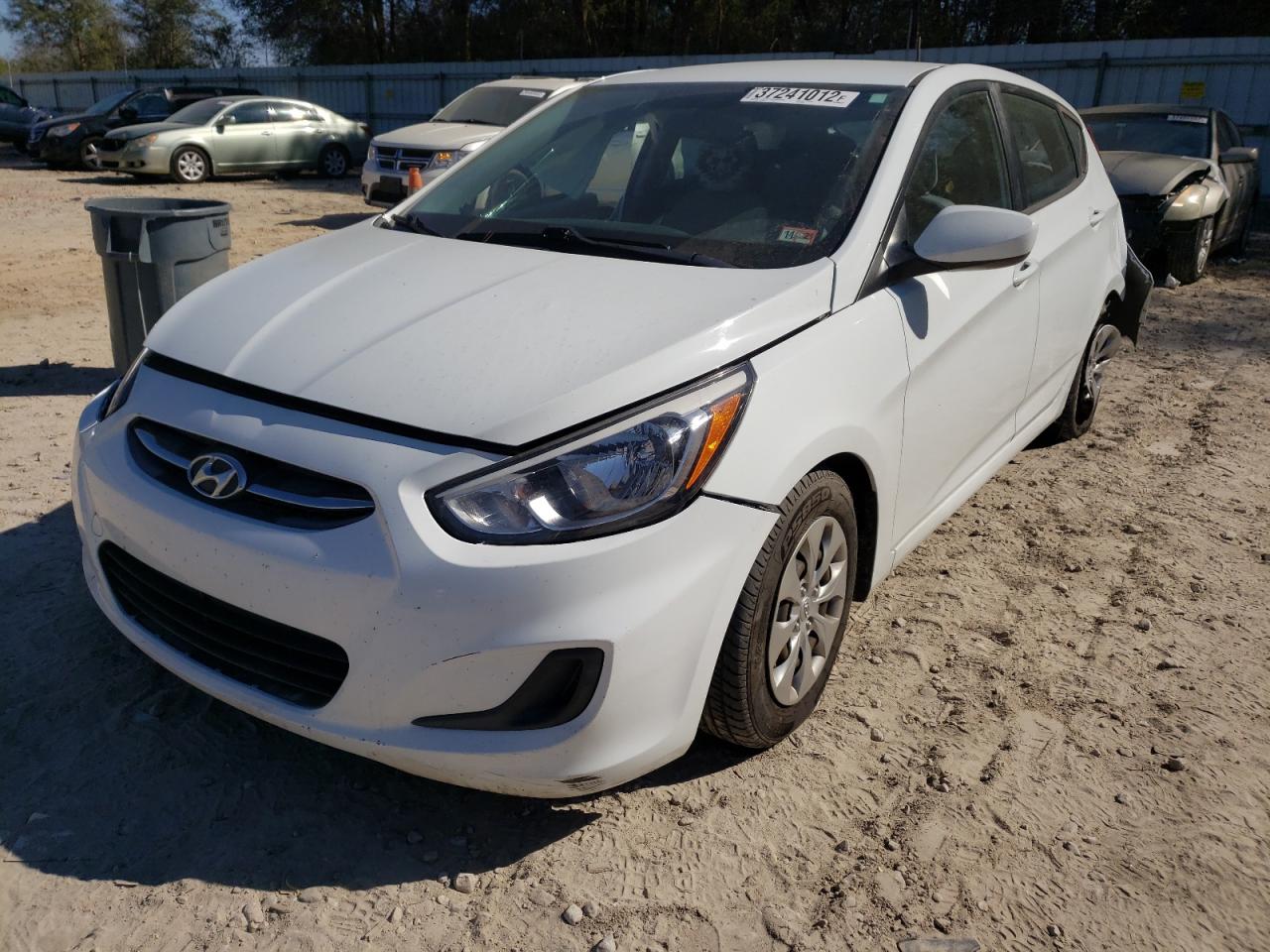 Photo 2 from auction – 2016 HYUNDAI ACCENT SE with VIN KMHCT5AE0GU266399